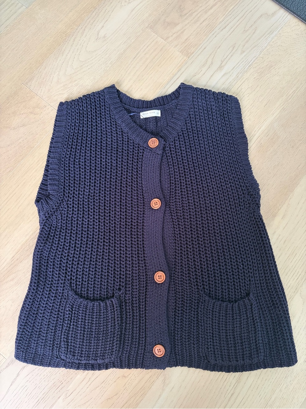 Miss Love sleeveless cardigan / sweater vest